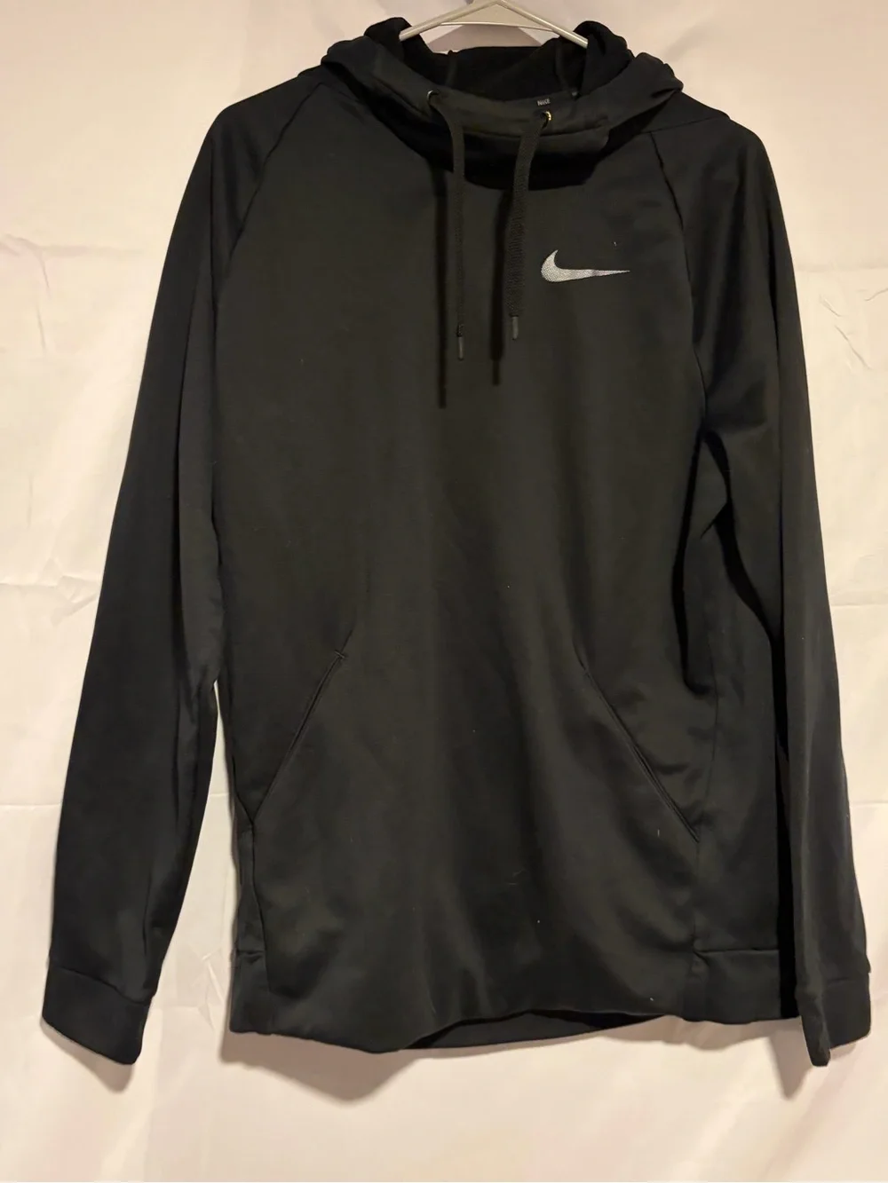 Nike Black Men's Pullover Hoodie with Swoosh